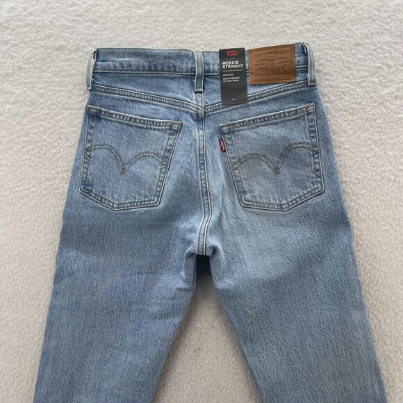 Levi’s Wedgie Jeans Women's 25x28 Blue Straight High Rise Preppy American Denim - Picture 9 of 14